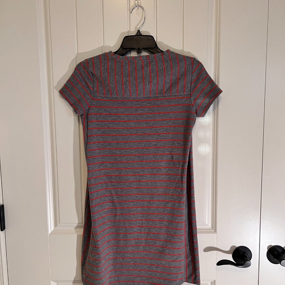 Sweatshirt Casual Dress - Picture 4 of 4